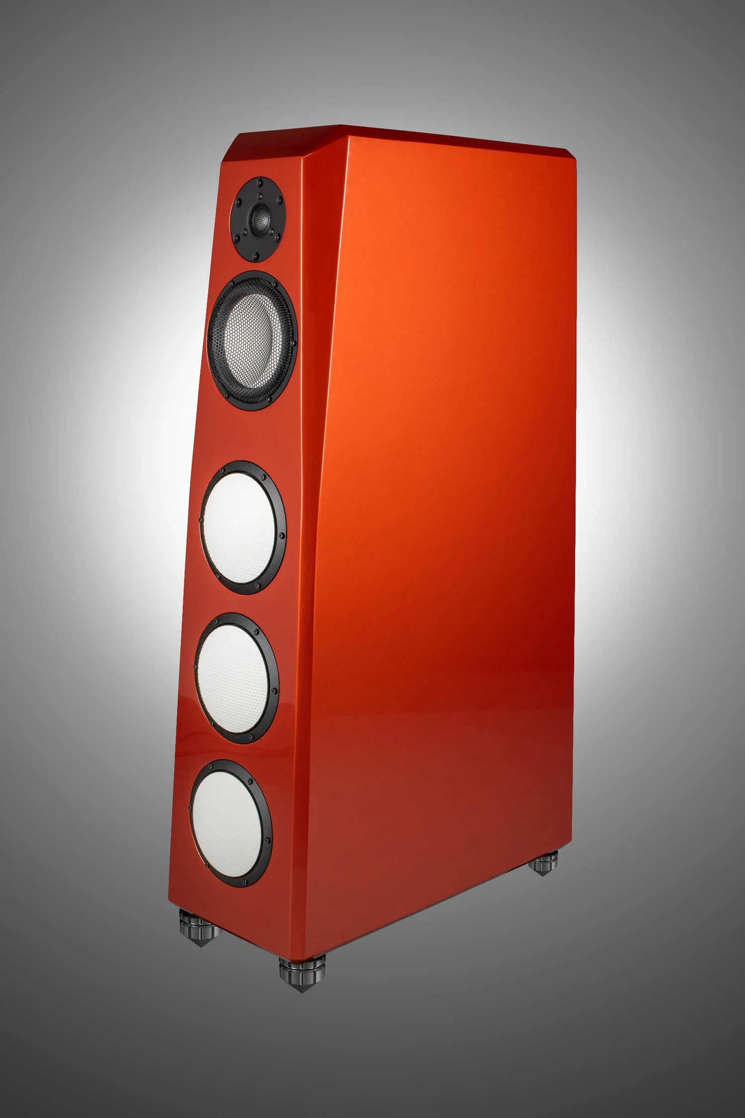 Von Schweikert VR.30 Von Schweikert VR.30 loudspeaker, three-quarter view