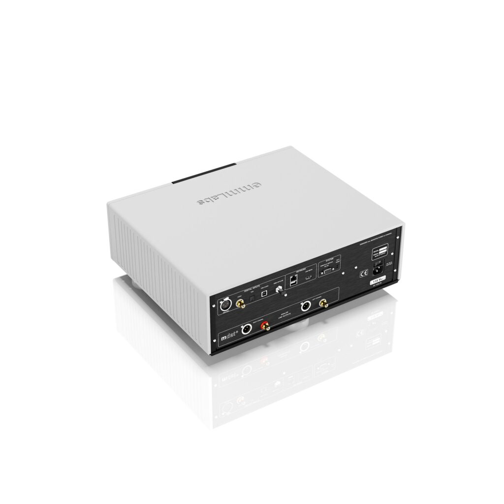EMM Labs DV2i, rear panel